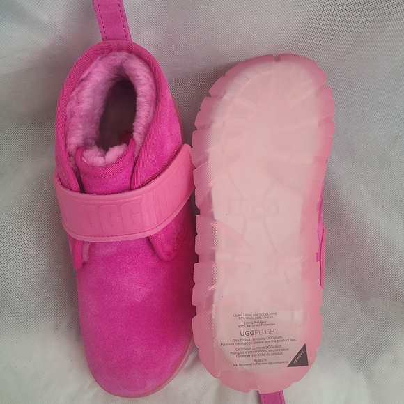 SOLD!!!UGG Women's Neumel Clear Ankle Boots Size 7 - Picture 7 of 8